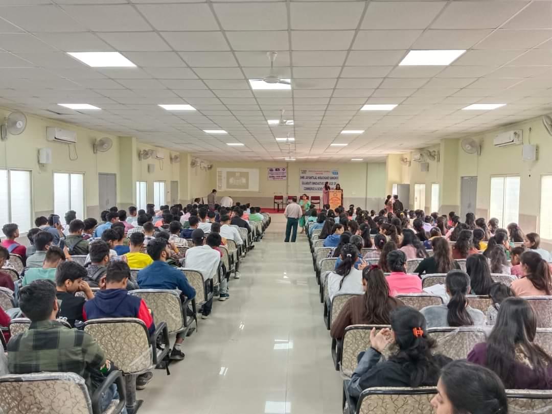 Shri Jayantilal Hirachand Sanghvi Gujarati Innovative College Of Commerce & Science Indore Infrastructure photo 16